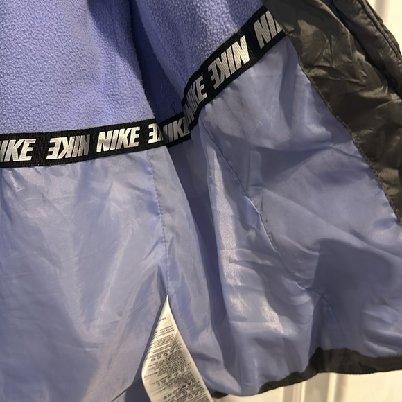 Girls Nike Puffer - Picture 6 of 6